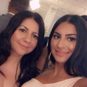 Meet your Posher, Titiana